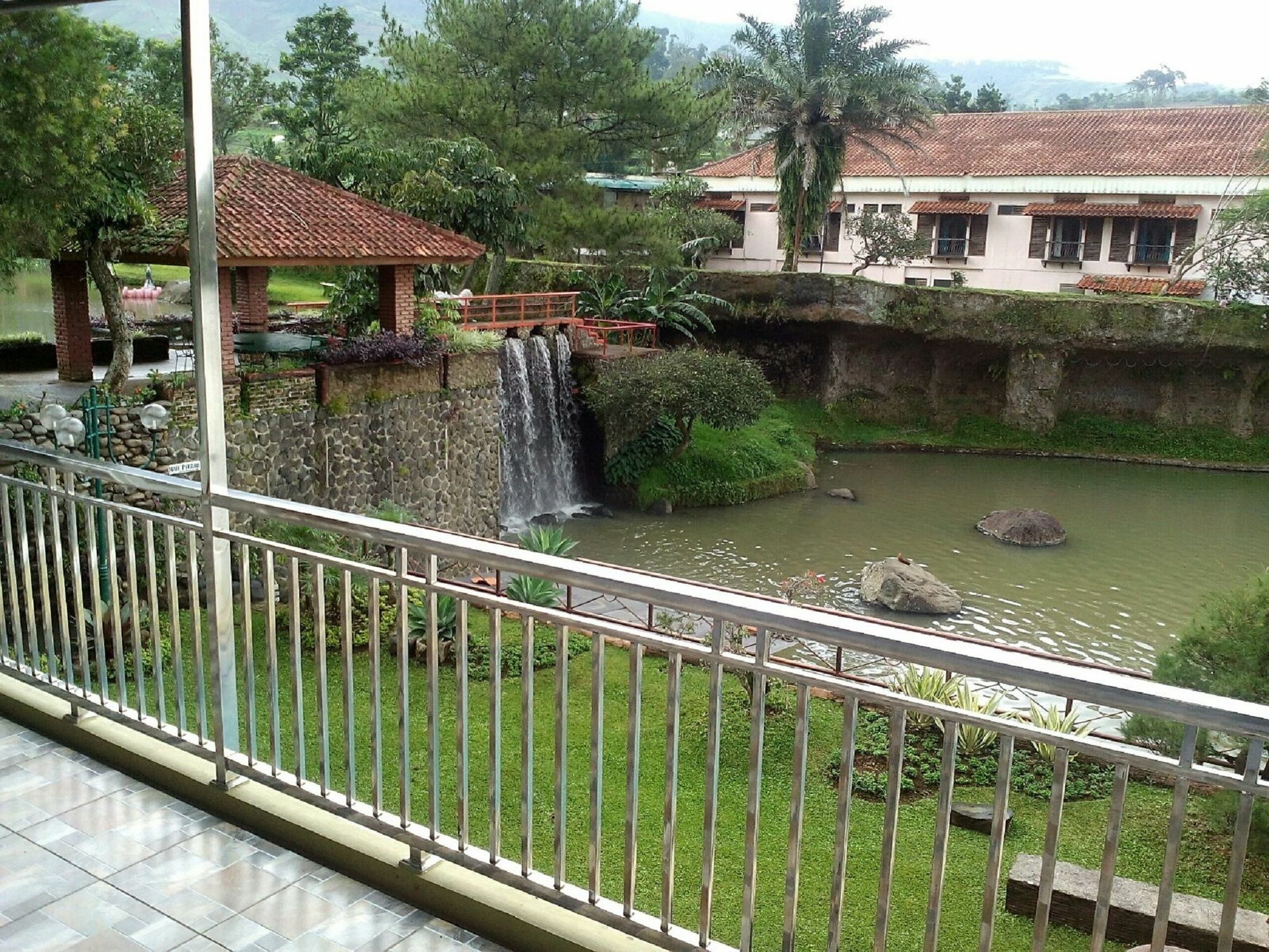 Villa Bukit Danau Cipanas  Bagian luar foto